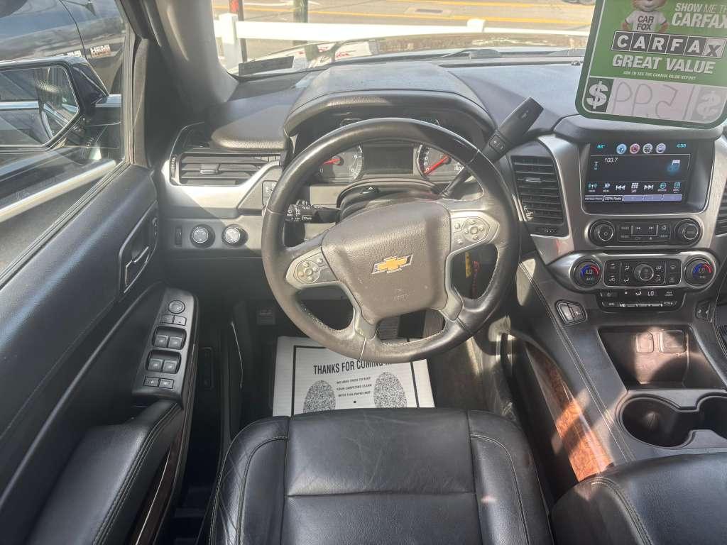Chevrolet Suburban LT 4WD 2018