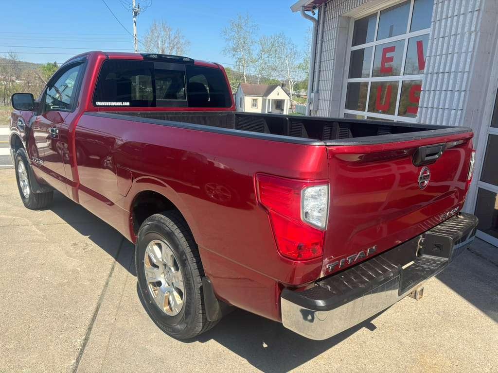 Nissan Titan 4WD 2017
