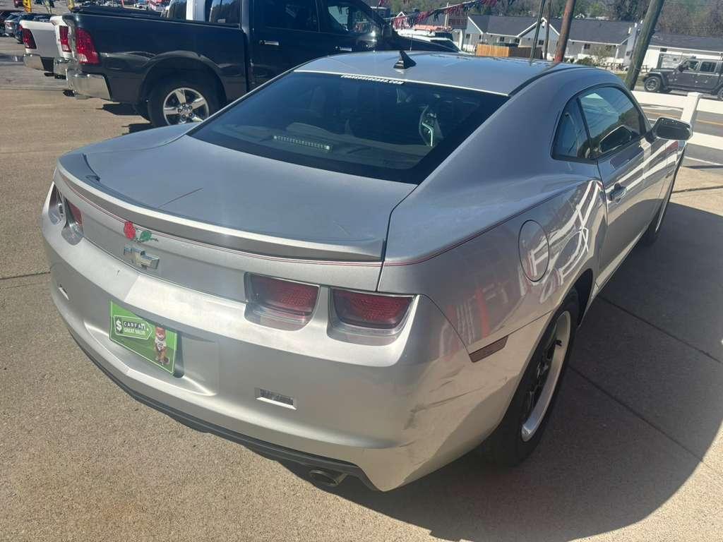 Chevrolet Camaro LS Coupe 2012