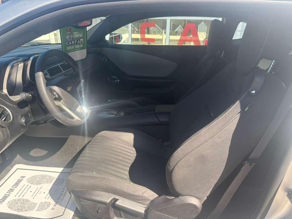 Chevrolet Camaro LS Coupe 2012