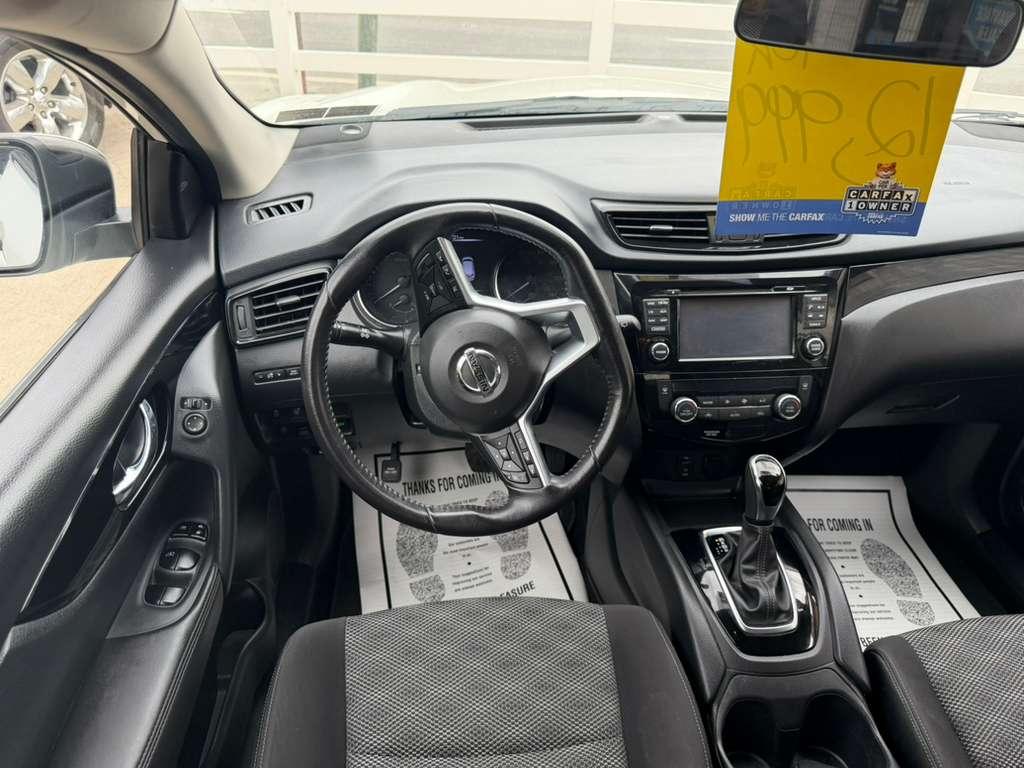 Nissan Rogue Sport S AWD 2017