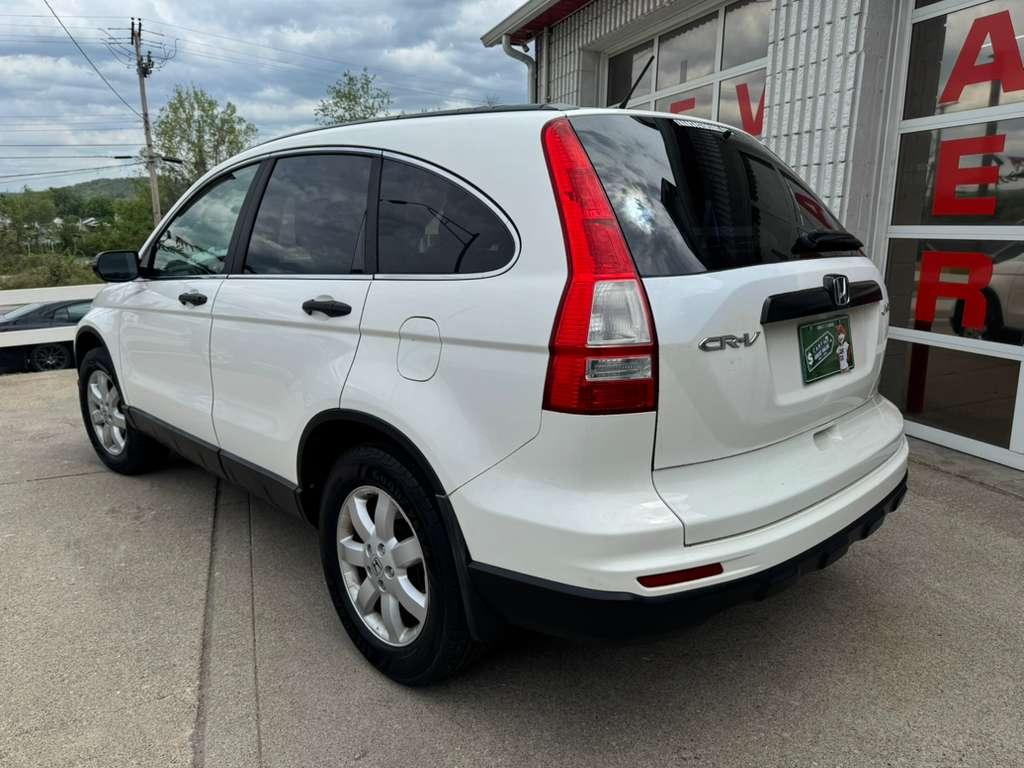 Honda CR-V SE 4WD 5-Speed AT 2011