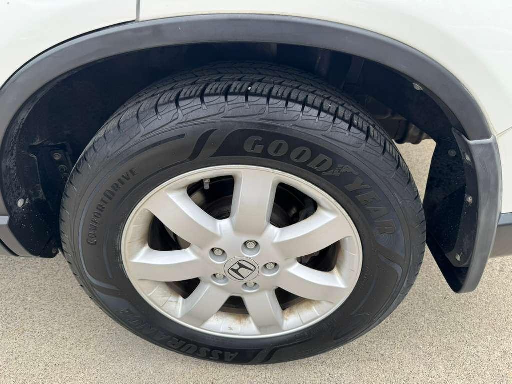 Honda CR-V SE 4WD 5-Speed AT 2011