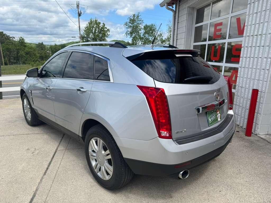 Cadillac SRX Luxury Collection 2011