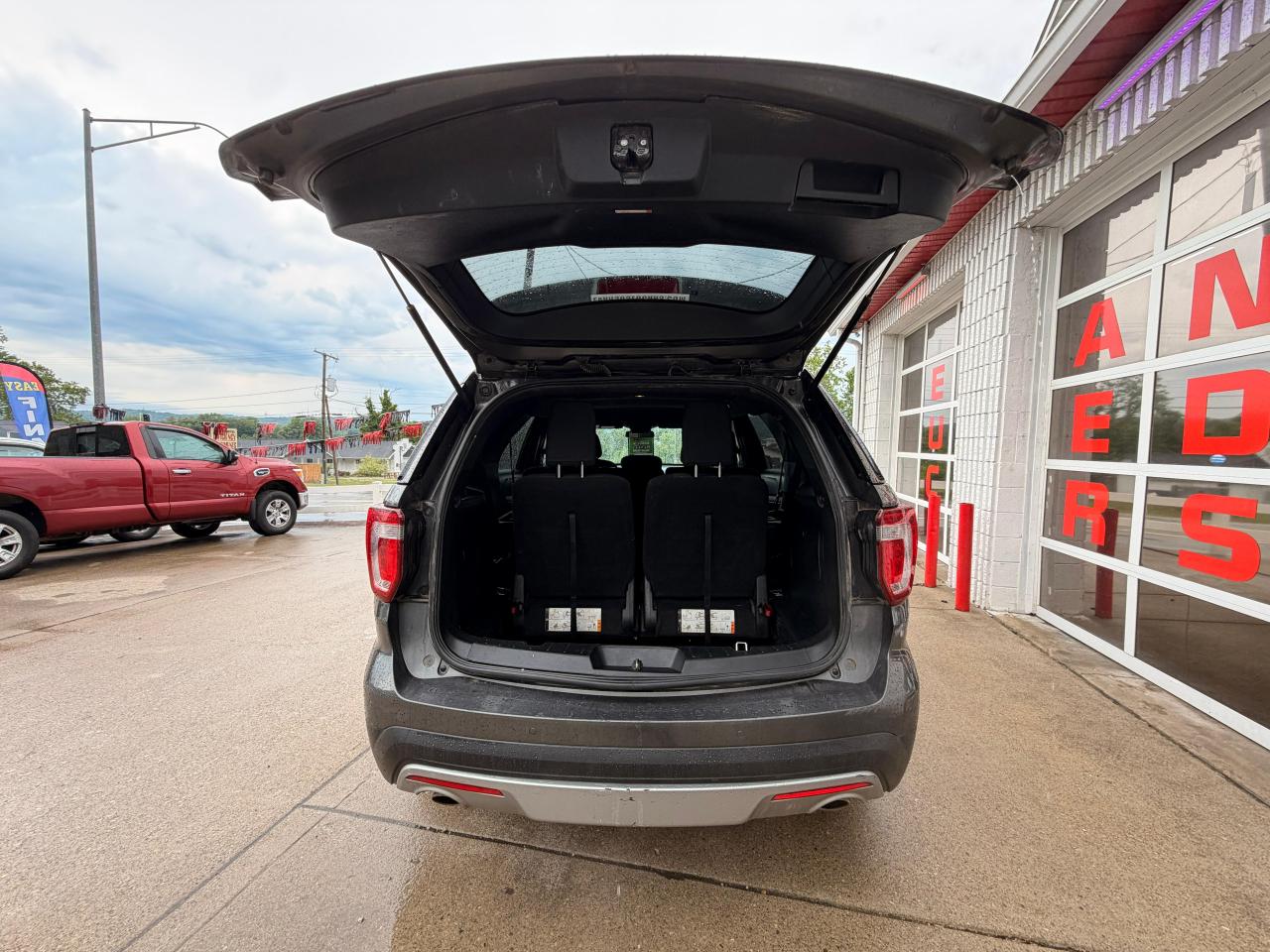 Ford Explorer XLT 4WD 2017
