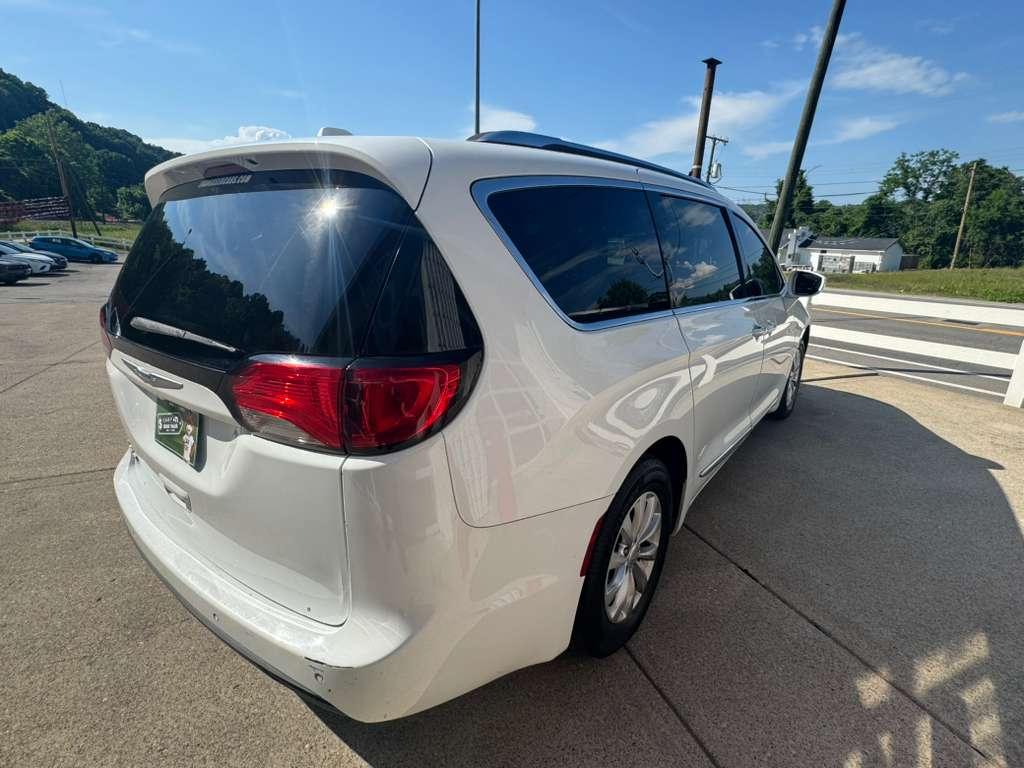 Chrysler Pacifica Touring-L 2018
