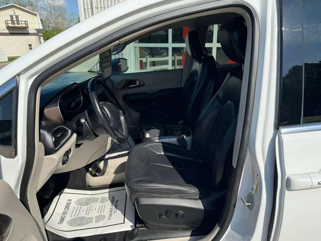 Chrysler Pacifica Touring-L 2018