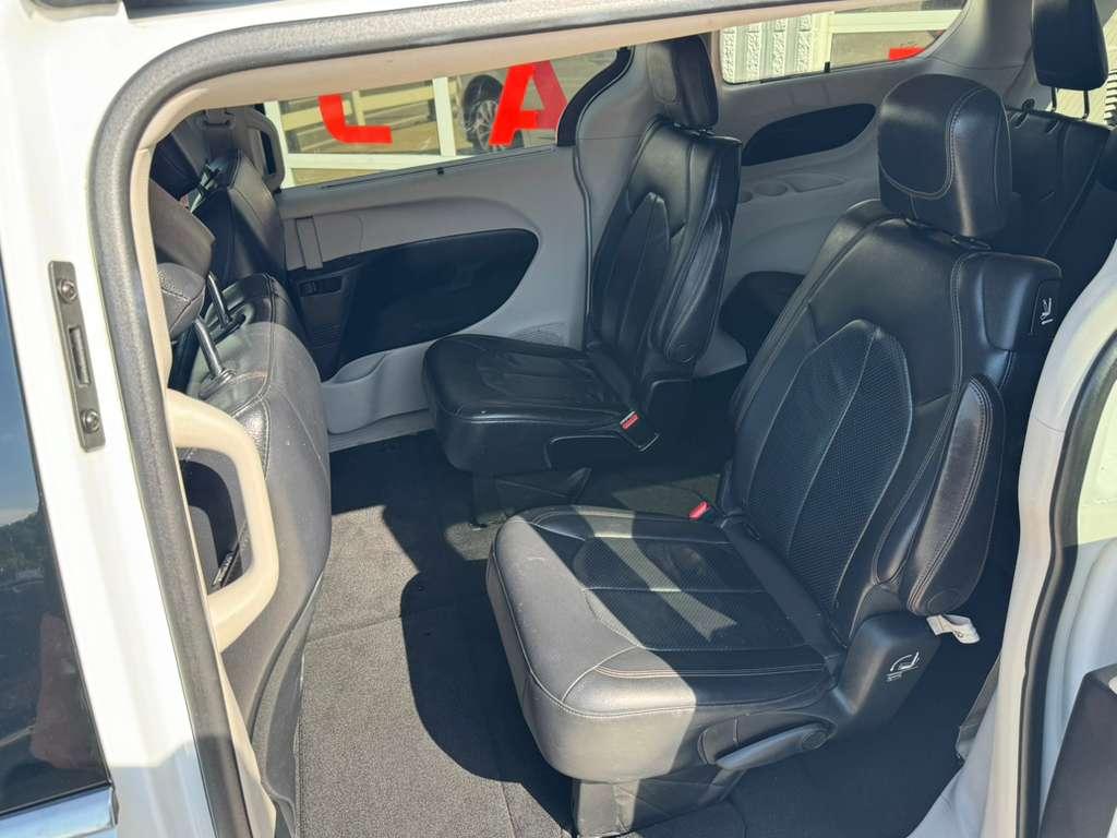 Chrysler Pacifica Touring-L 2018