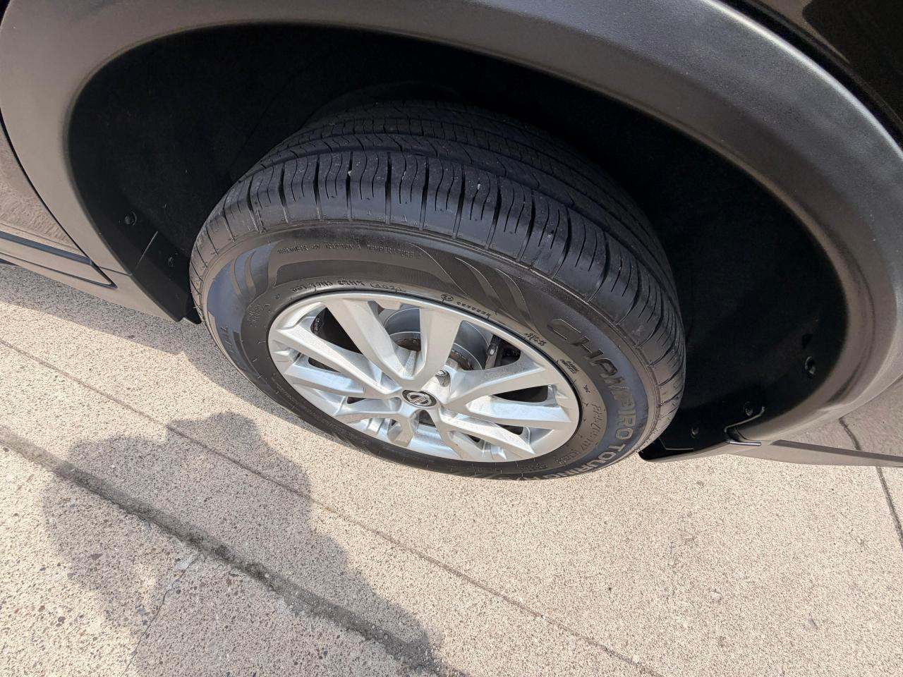 Nissan Rogue AWD SV 2017