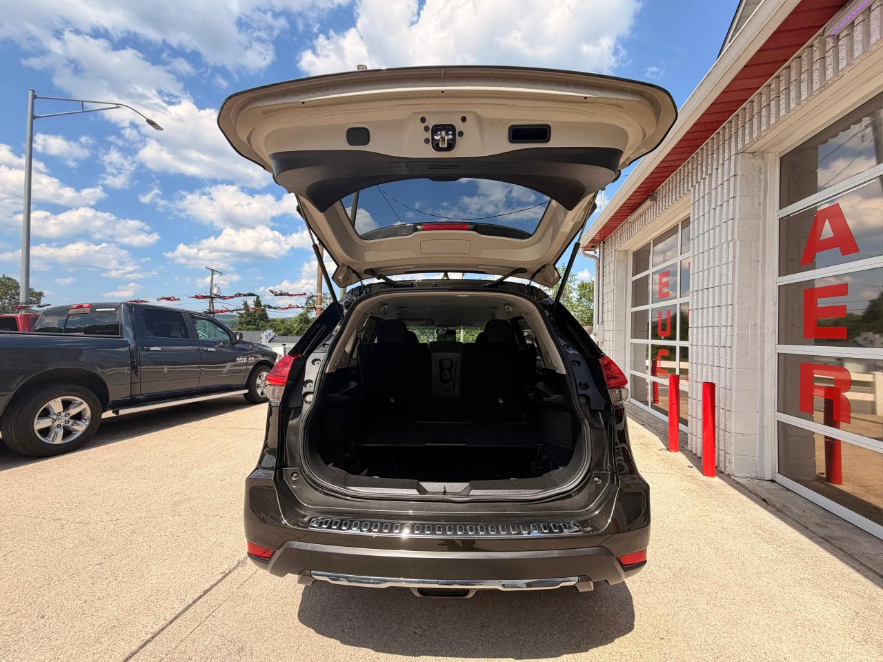 Nissan Rogue AWD SV 2017