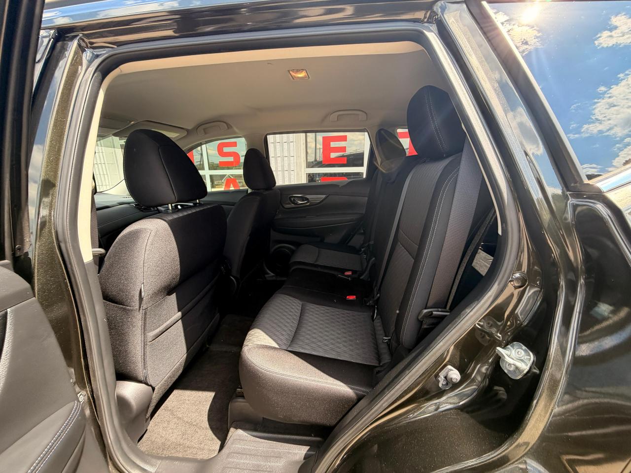 Nissan Rogue AWD SV 2017