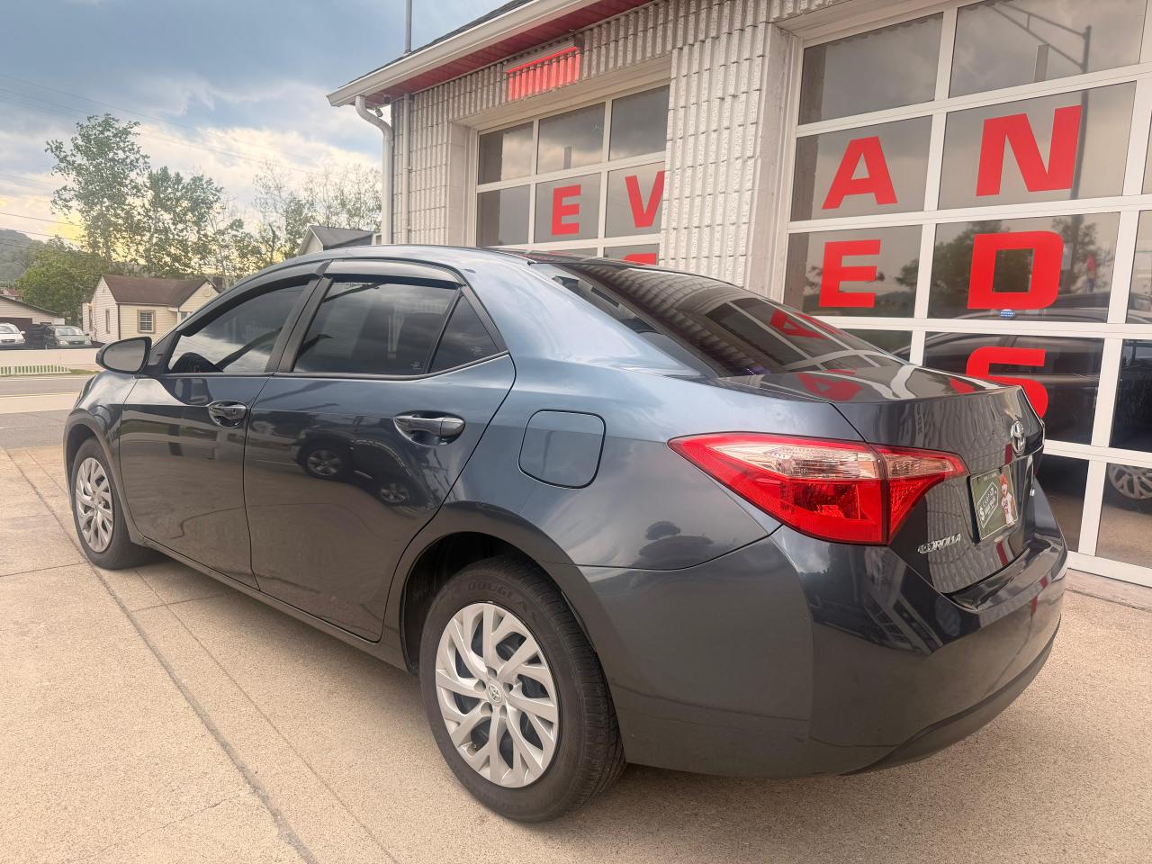 Toyota Corolla L CVT 2019