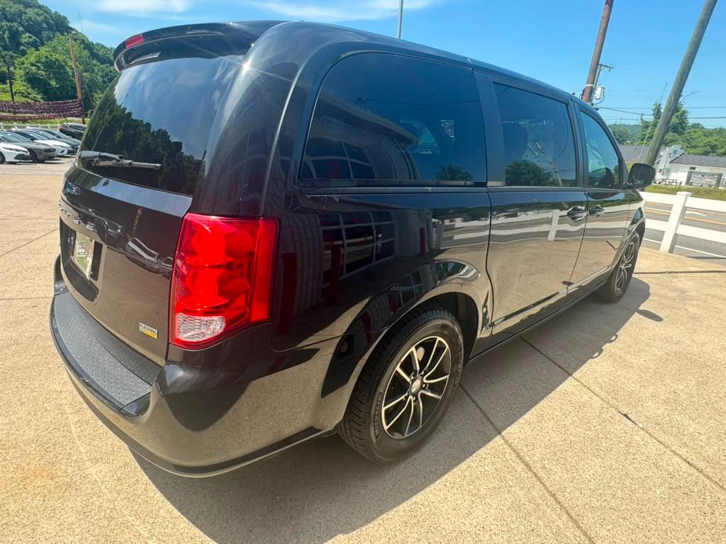 Dodge Grand Caravan SE 2018