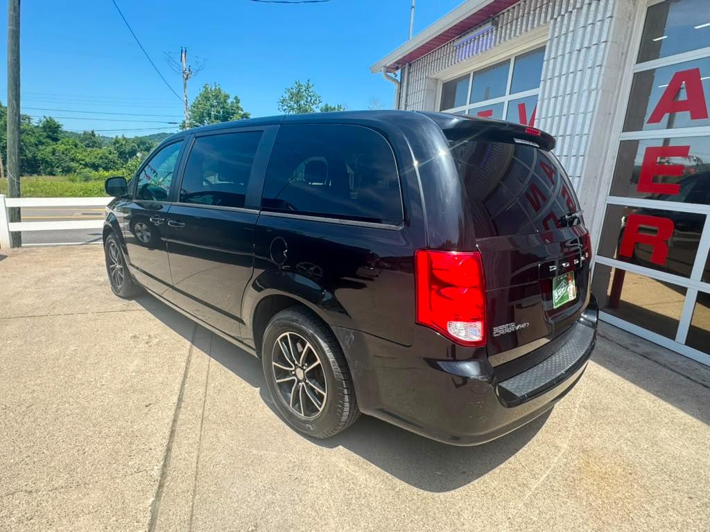 Dodge Grand Caravan SE 2018