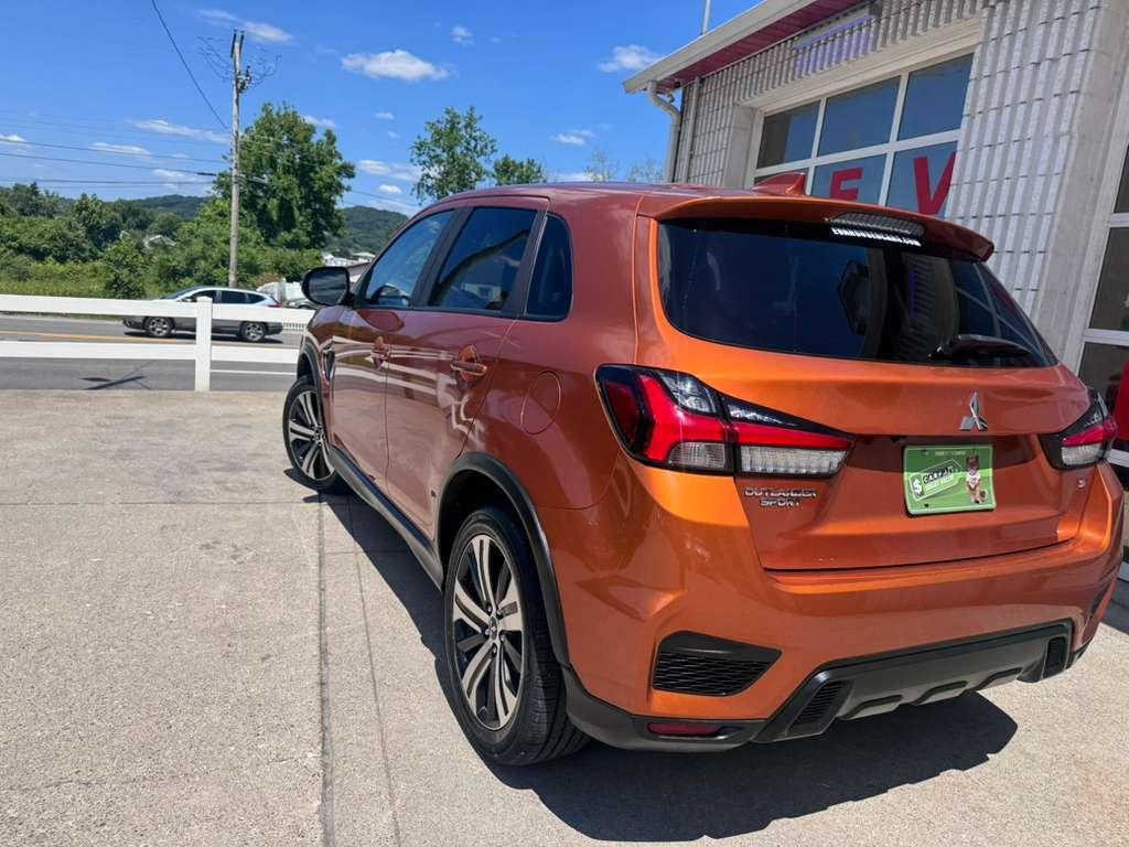 Mitsubishi Outlander Sport 2.0 ES 4WD CVT 2020