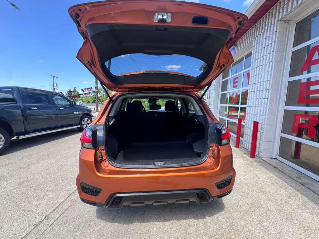 Mitsubishi Outlander Sport 2.0 ES 4WD CVT 2020