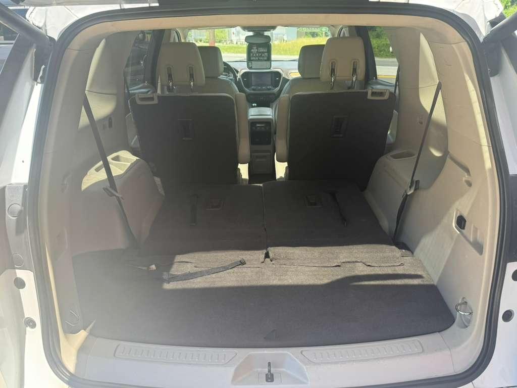 GMC Acadia Denali AWD 2018