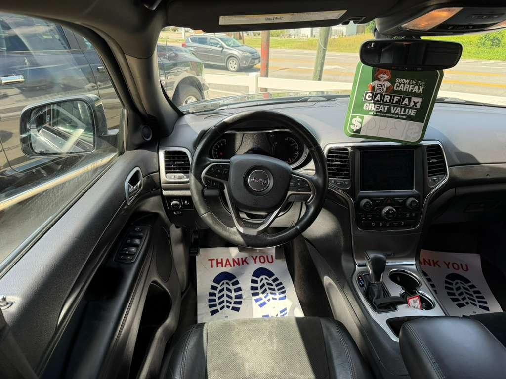 Jeep Grand Cherokee Laredo 4WD 2018