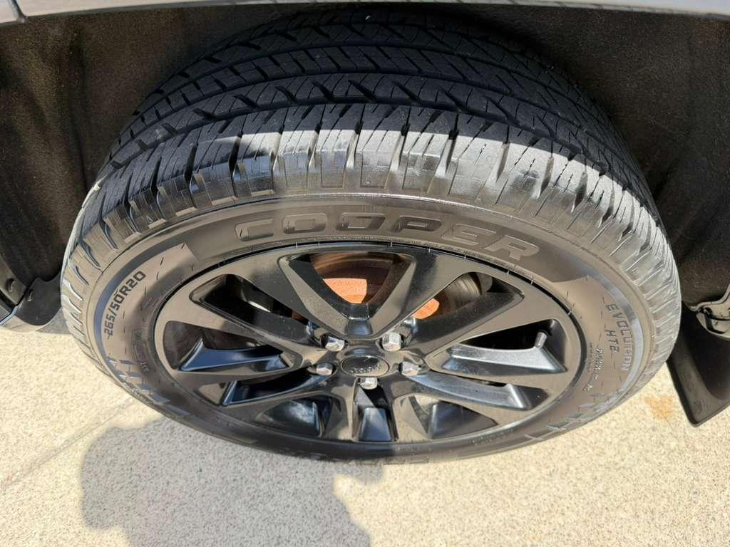Jeep Grand Cherokee Laredo 4WD 2018