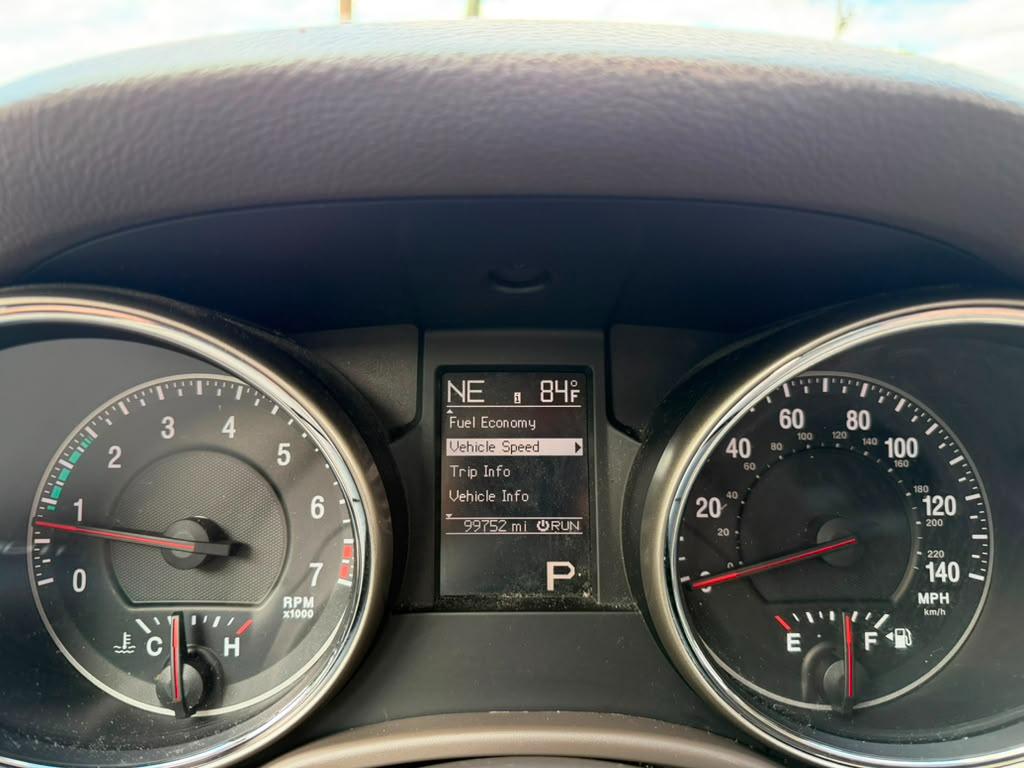 Jeep Grand Cherokee Laredo 4WD 2012