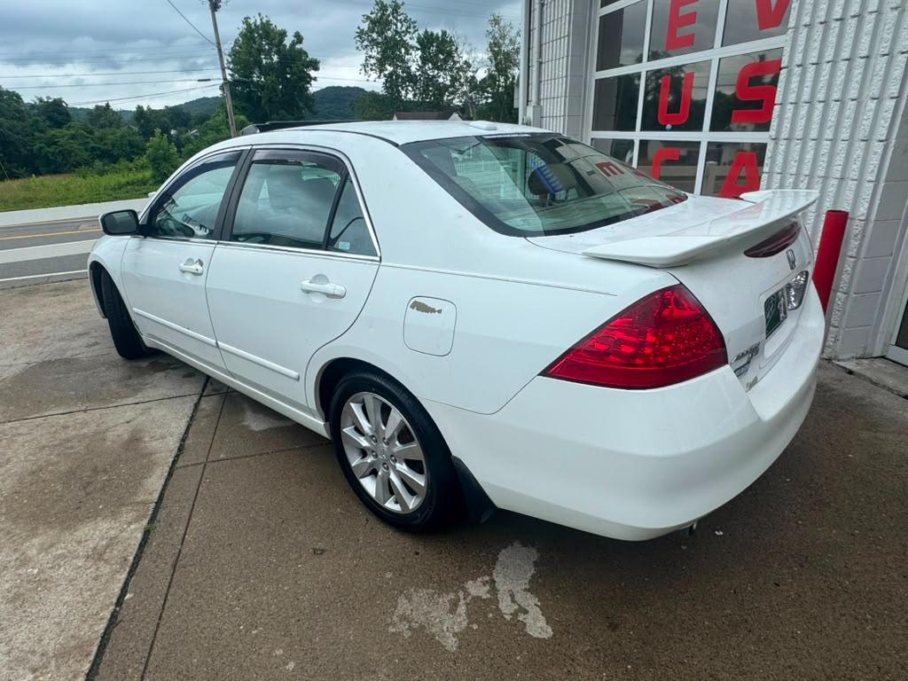 Honda Accord EX V-6 Sedan AT w/ XM Radio 2006