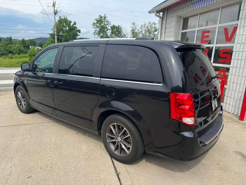 Dodge Grand Caravan SXT 2017