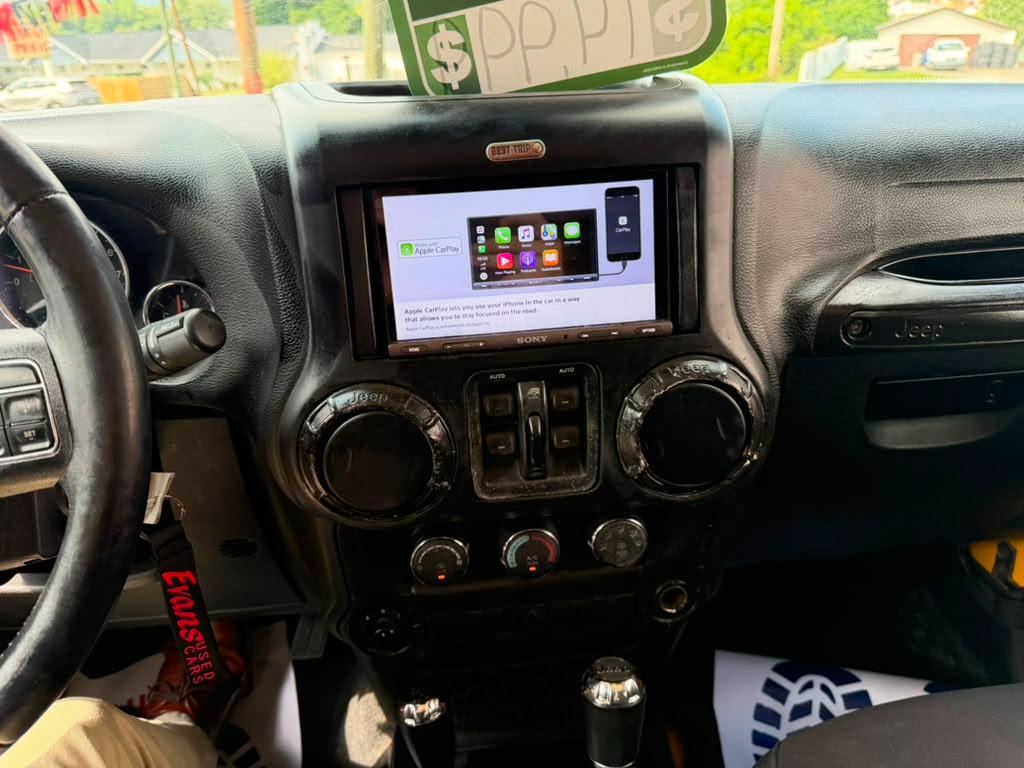 Jeep Wrangler Unlimited Sport 4WD 2015