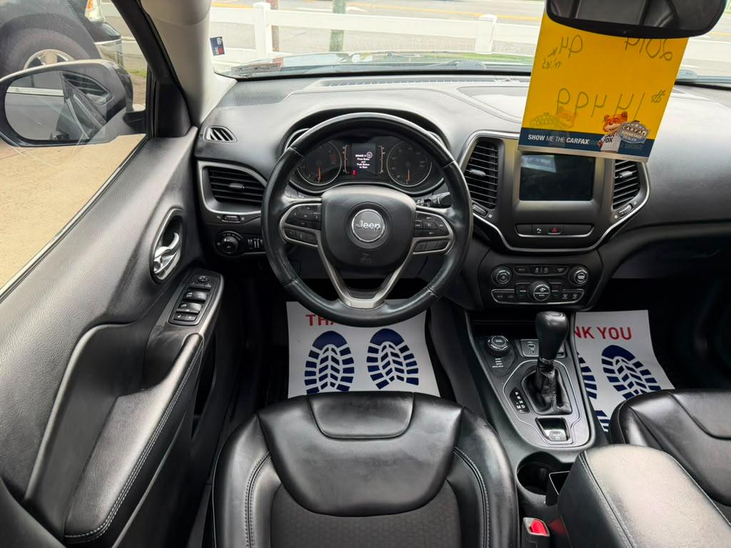 Jeep Cherokee Latitude Plus 4WD 2019