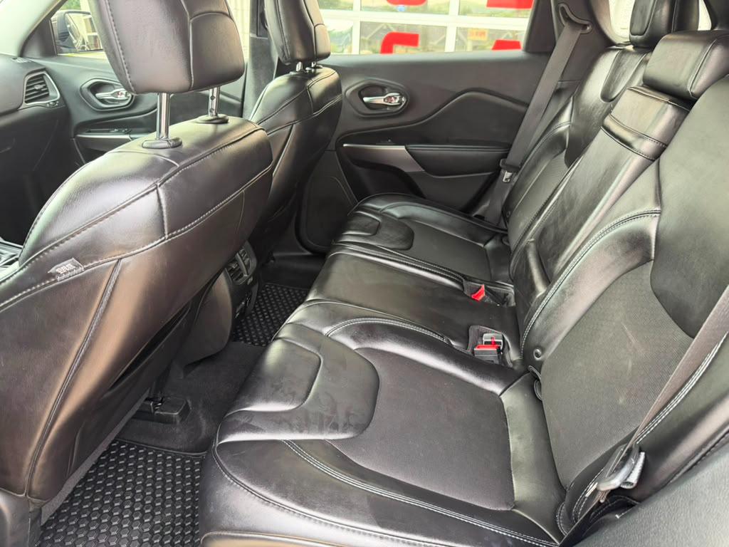 Jeep Cherokee Latitude Plus 4WD 2019