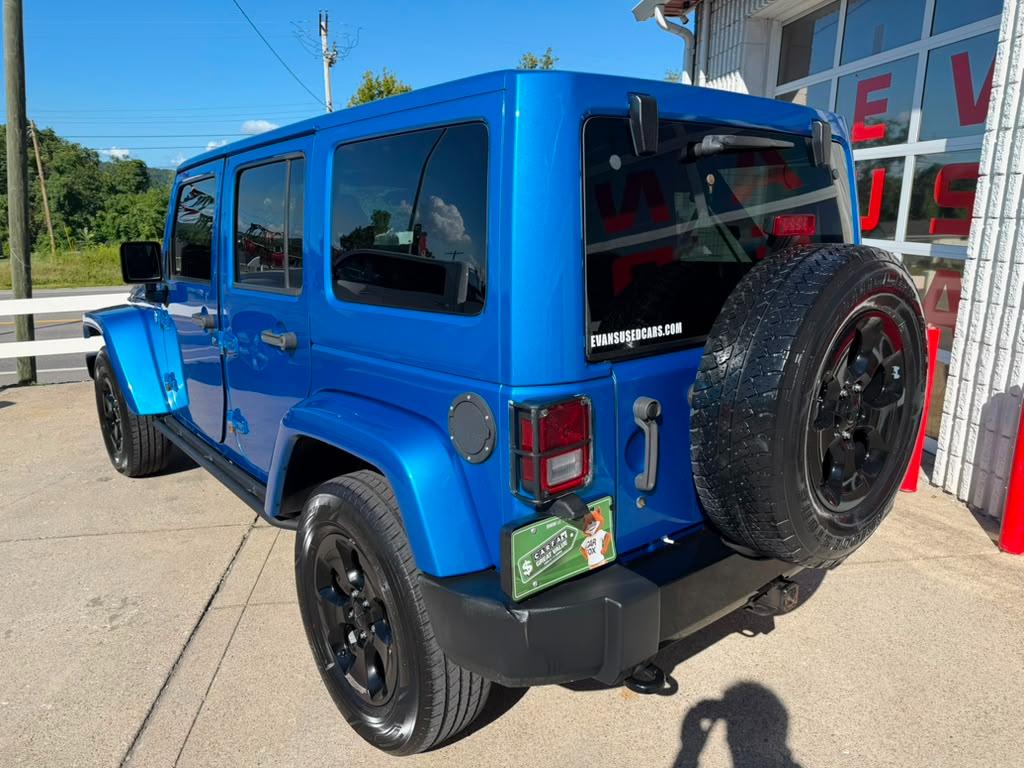 Jeep Wrangler Unlimited Sahara 4WD 2015