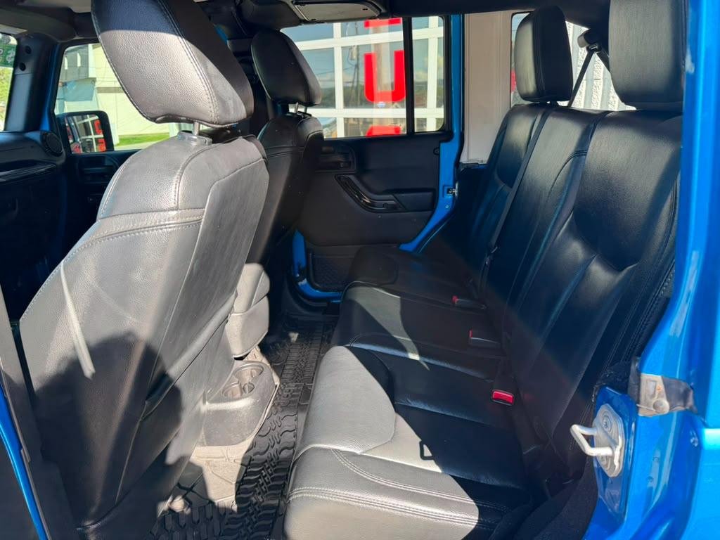 Jeep Wrangler Unlimited Sahara 4WD 2015