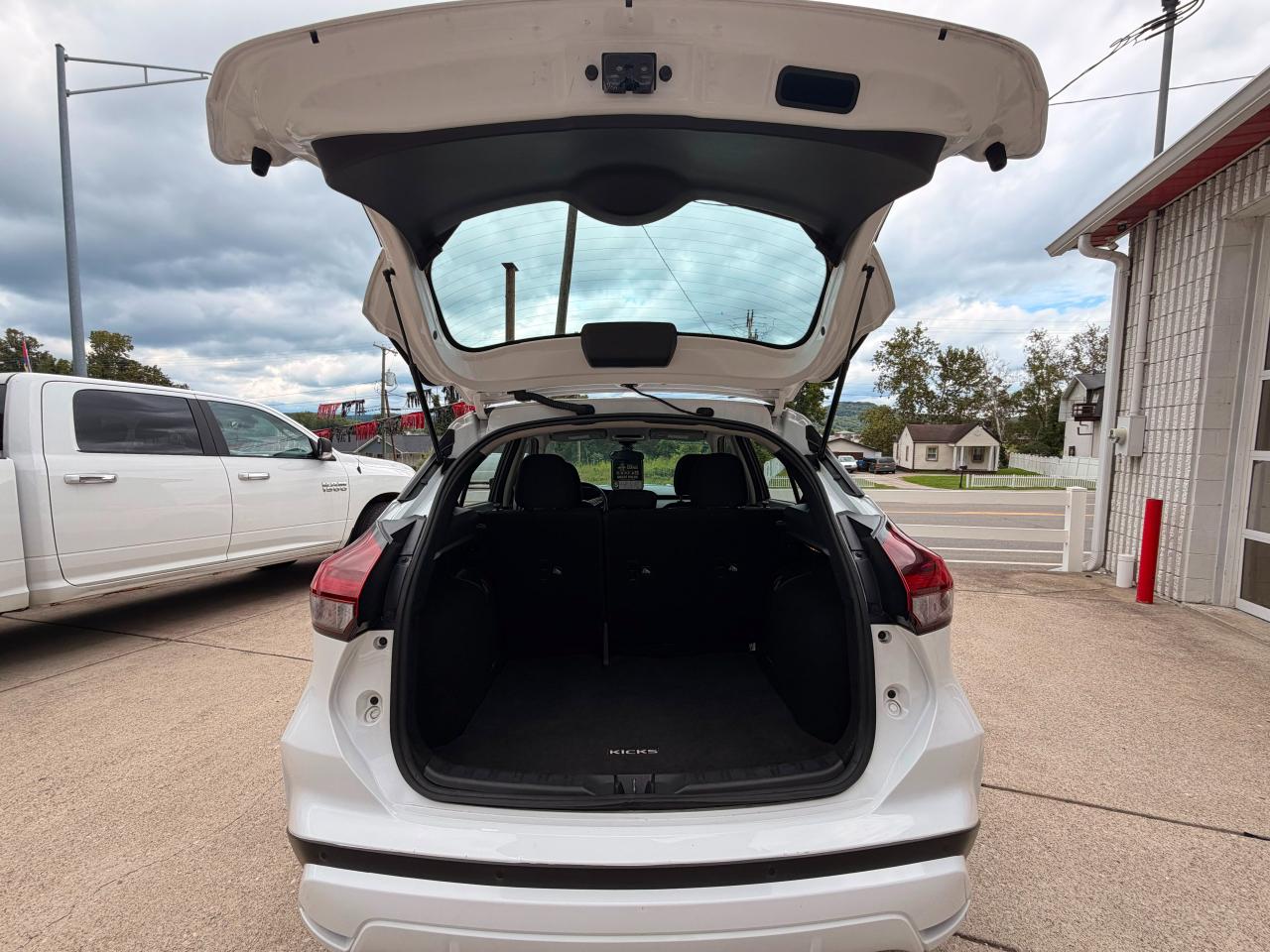 Nissan Kicks SV 2021