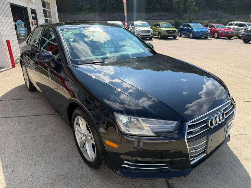 Audi A4 2.0T Premium quattro Sedan 2017