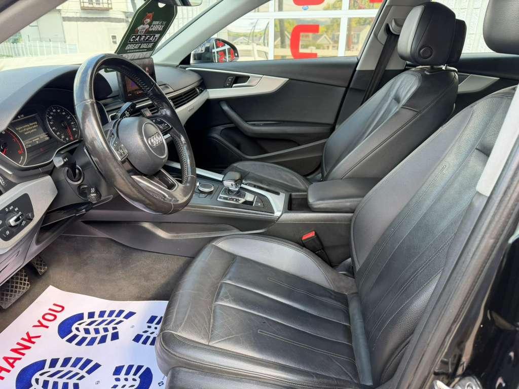 Audi A4 2.0T Premium quattro Sedan 2017