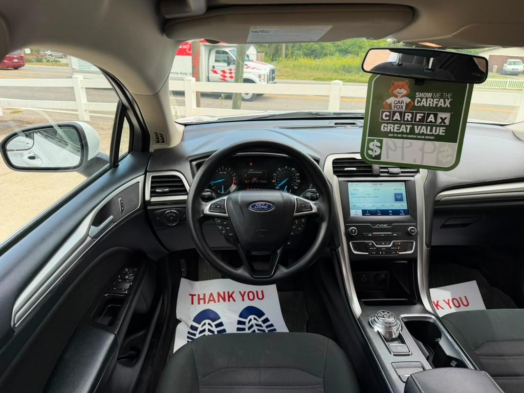 Ford Fusion SE 2017