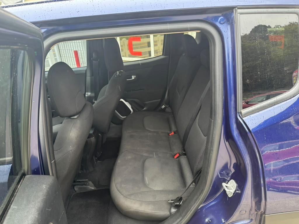 Jeep Renegade photo 7