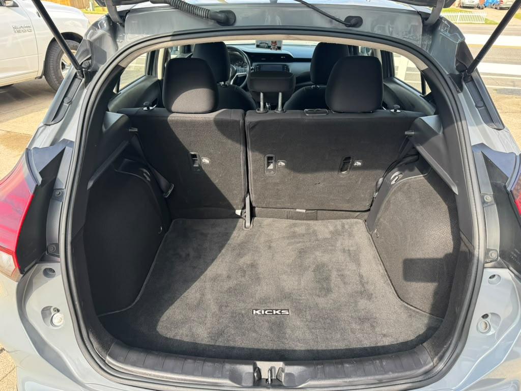 Nissan Kicks SV 2022