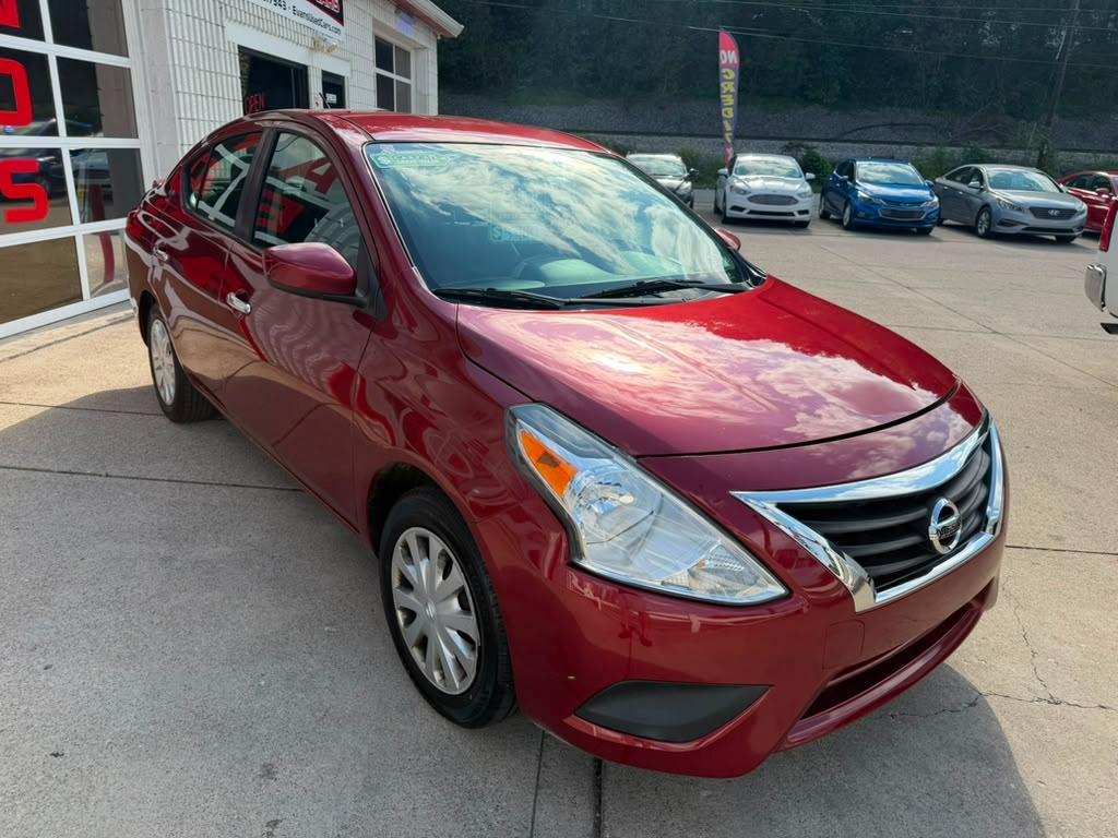 Nissan Versa 1.6 S 5M 2017