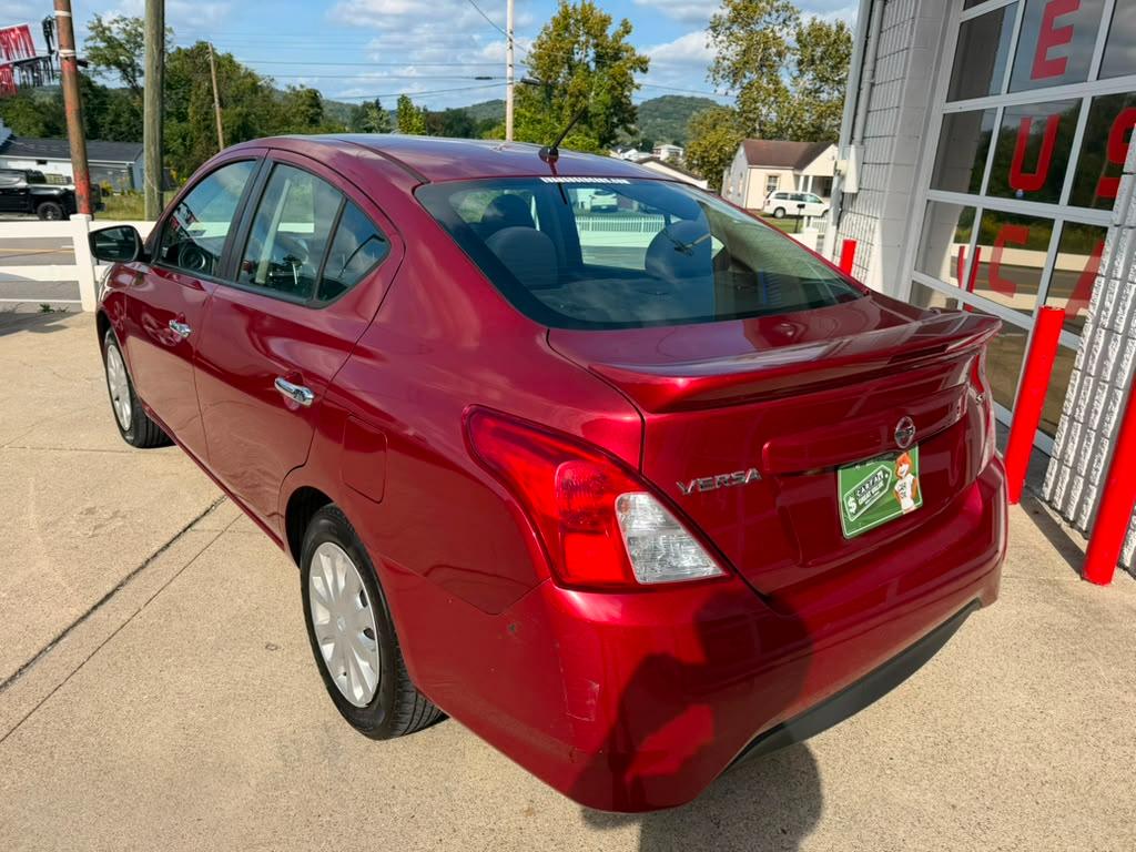 Nissan Versa 1.6 S 5M 2017