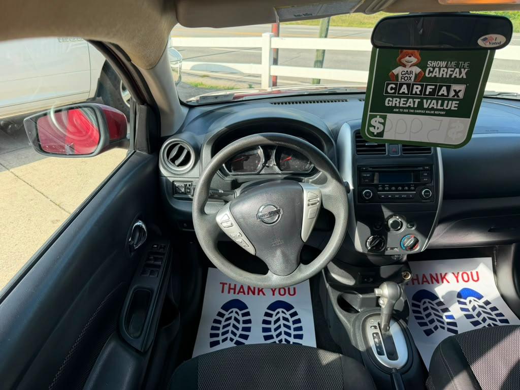 Nissan Versa 1.6 S 5M 2017