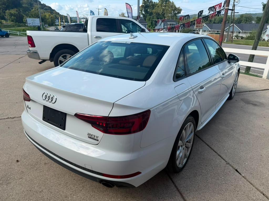 Audi A4 2.0 TFSI Premium quattro 7A 2018