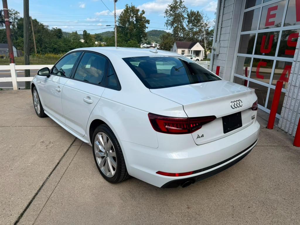Audi A4 2.0 TFSI Premium quattro 7A 2018