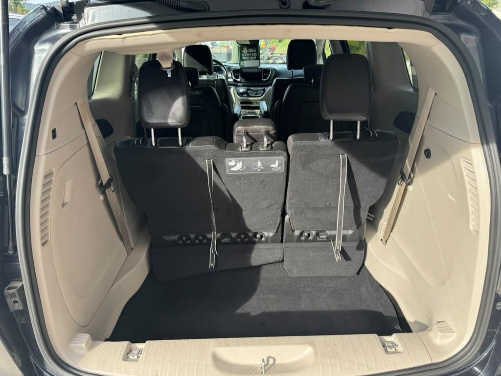 Chrysler Pacifica Touring-L 2021