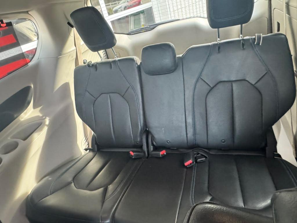 Chrysler Pacifica Touring-L 2021