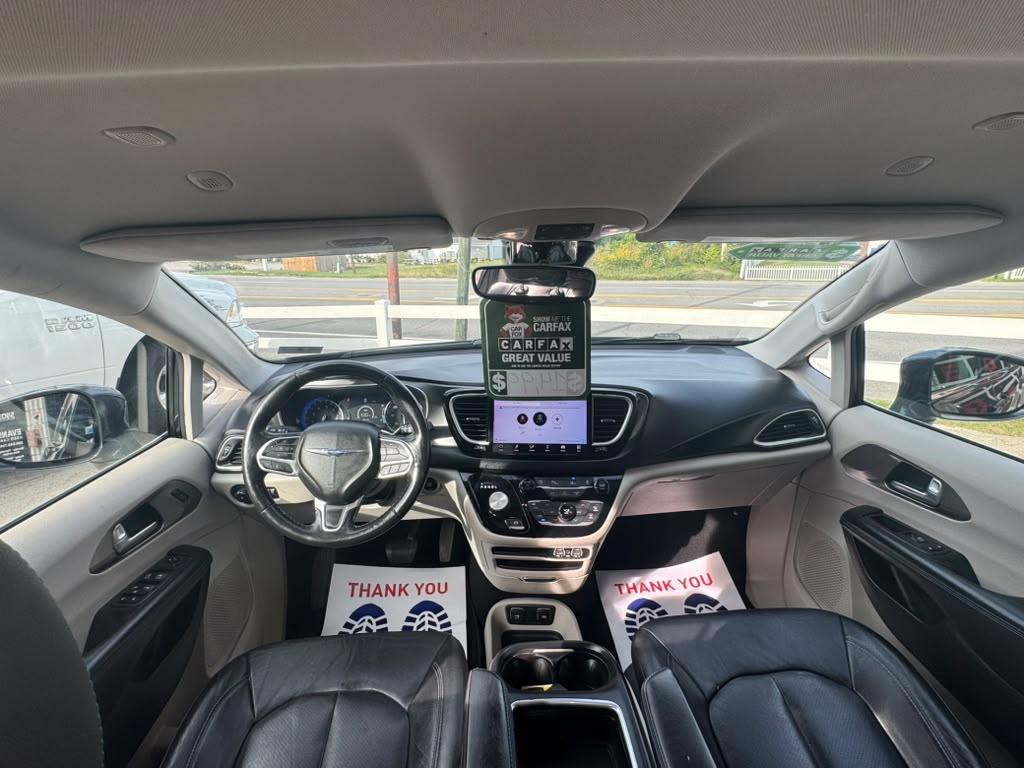 Chrysler Pacifica Touring-L 2021