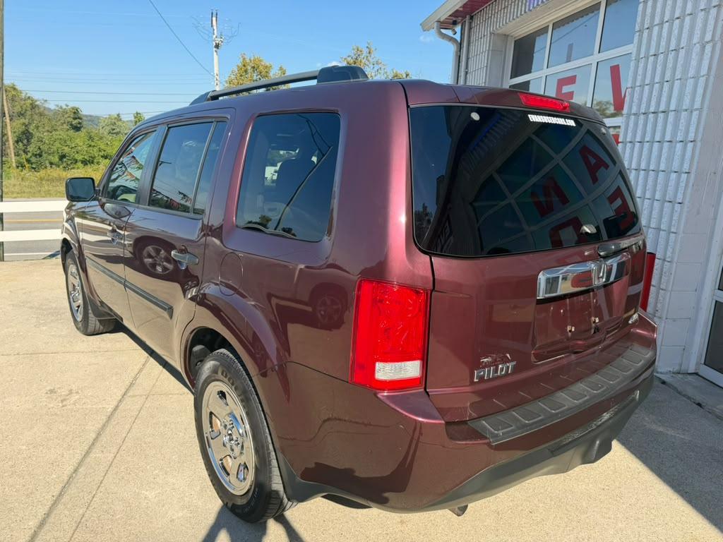 Honda Pilot LX 4WD 5-Spd AT 2015