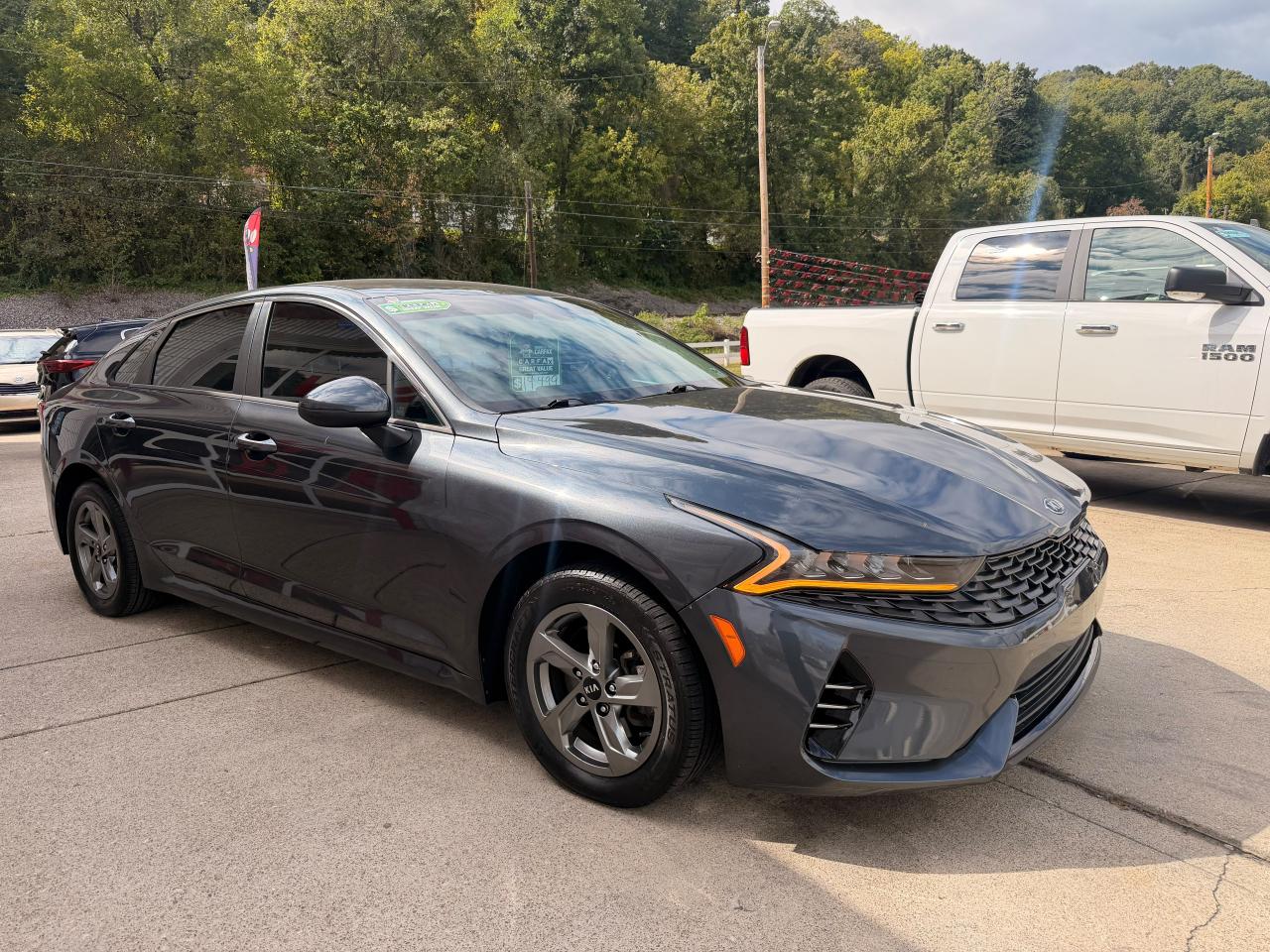 Kia K5 LXS 2021