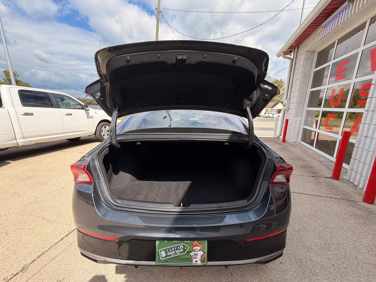 Kia K5 LXS 2021