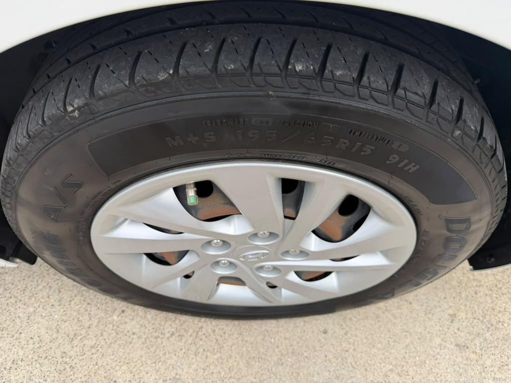 Hyundai Elantra SE 6M 2020
