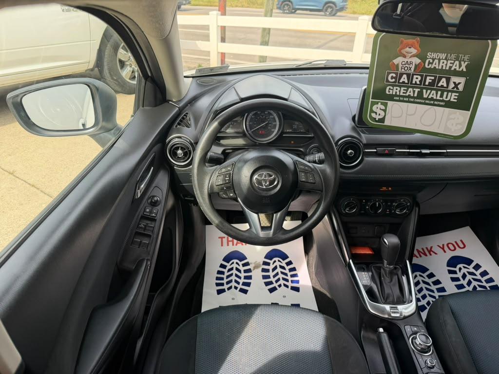 Toyota Yaris iA 6A 2017